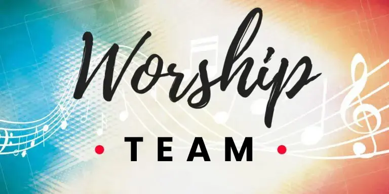 A worship team logo with the words " worshipteam ".